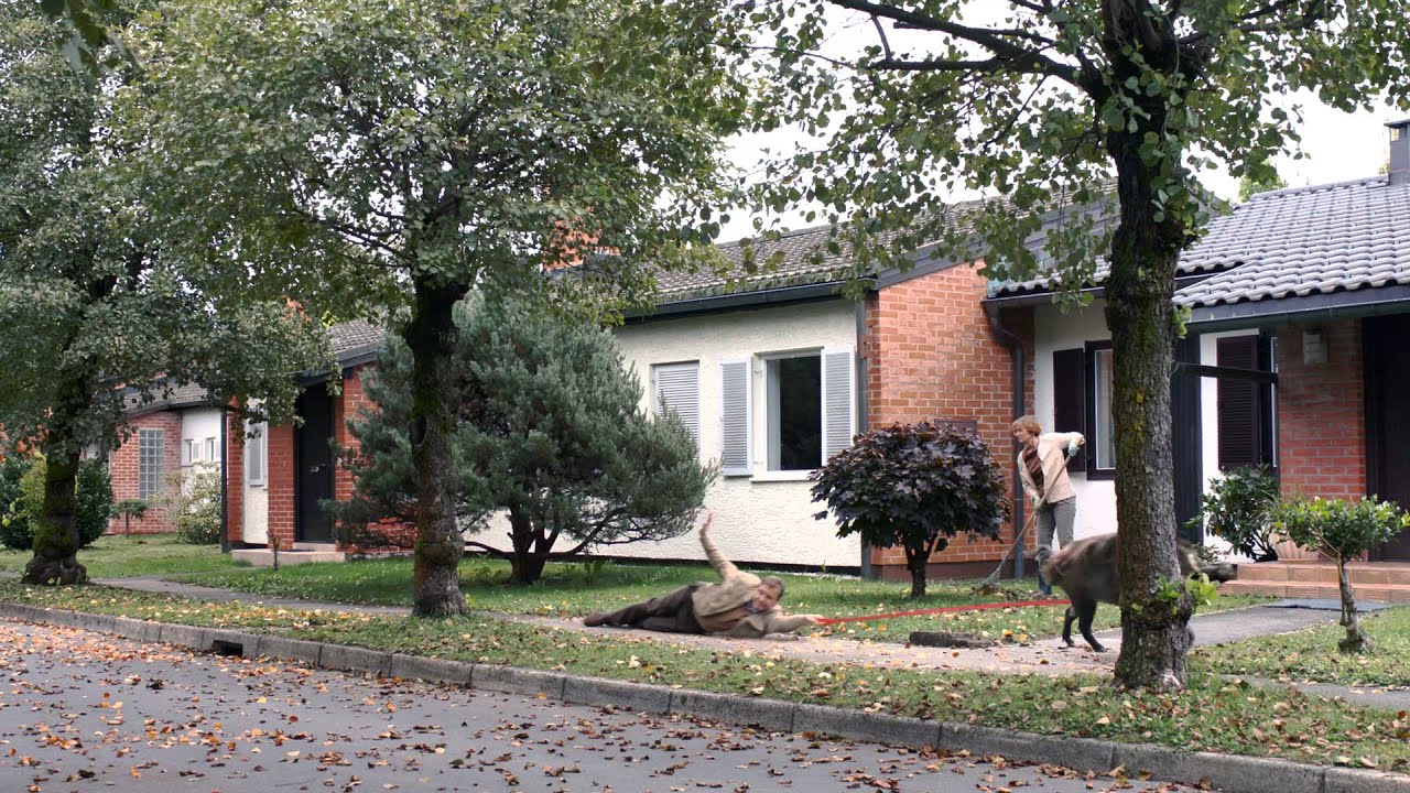 Still from the Canal + The Warthog commercial, directed by Joachim Back
